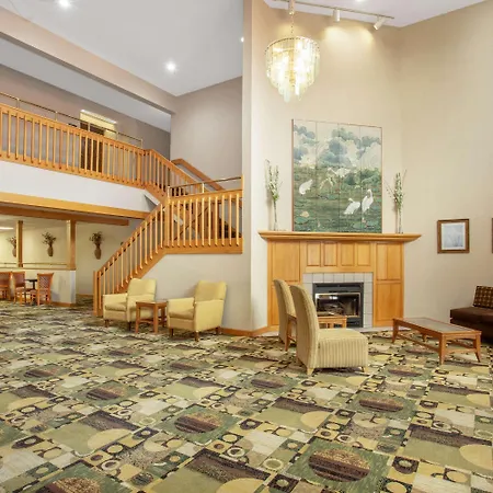 Baymont By Wyndham Marion Hotel